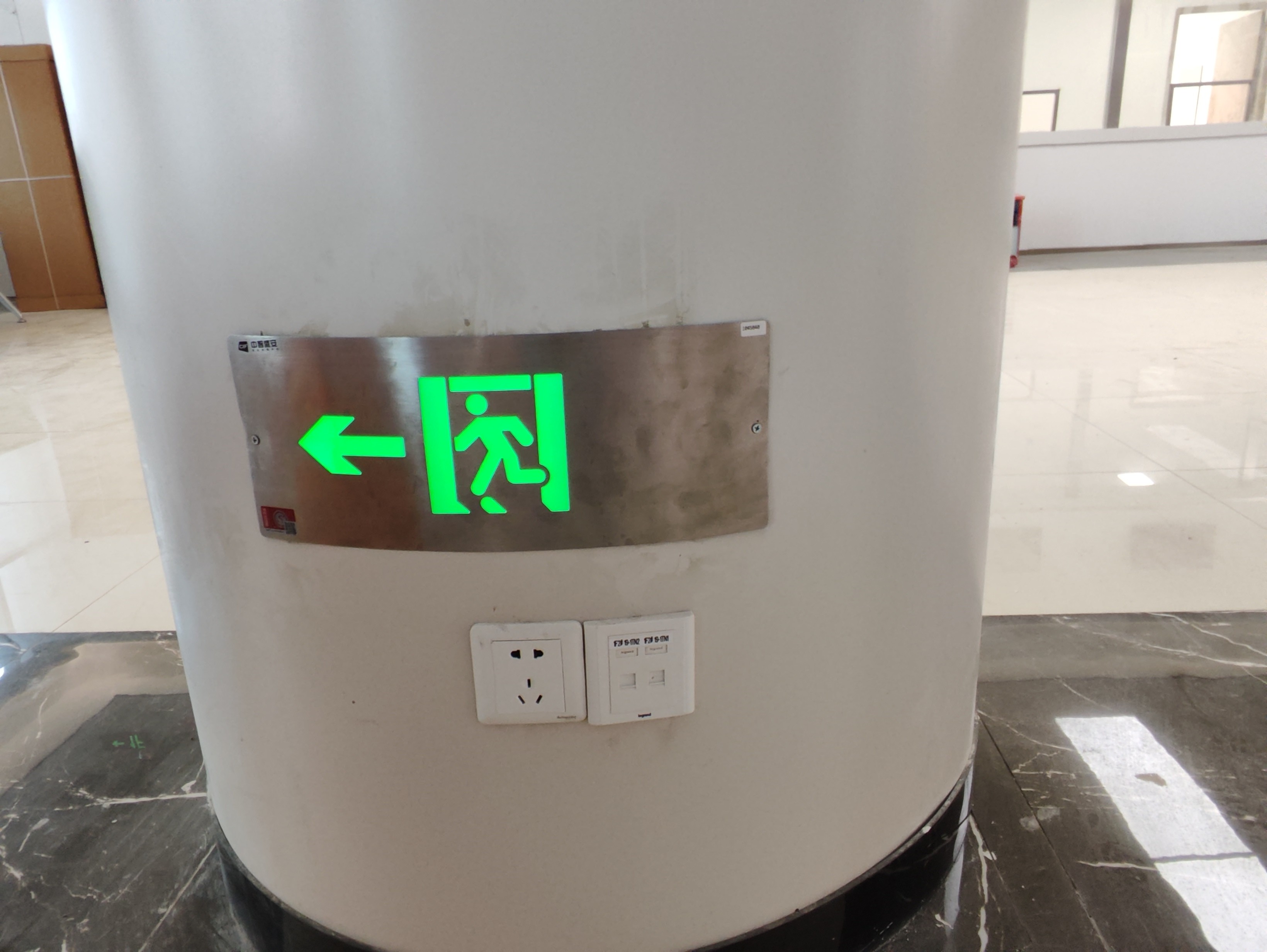智能疏散系統(tǒng)能否實現(xiàn)跨區(qū)域、跨建筑的疏散聯(lián)動？